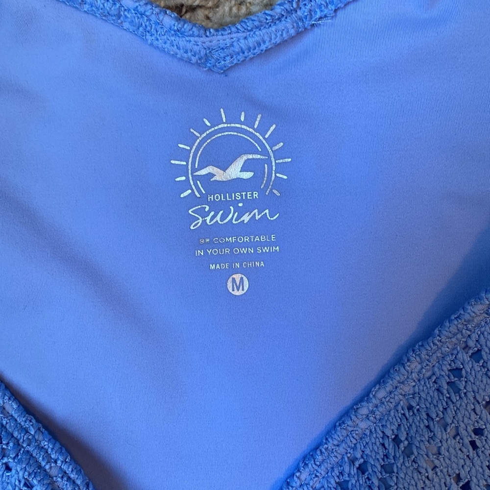 Hollister Bikini - Picture 2 of 3
